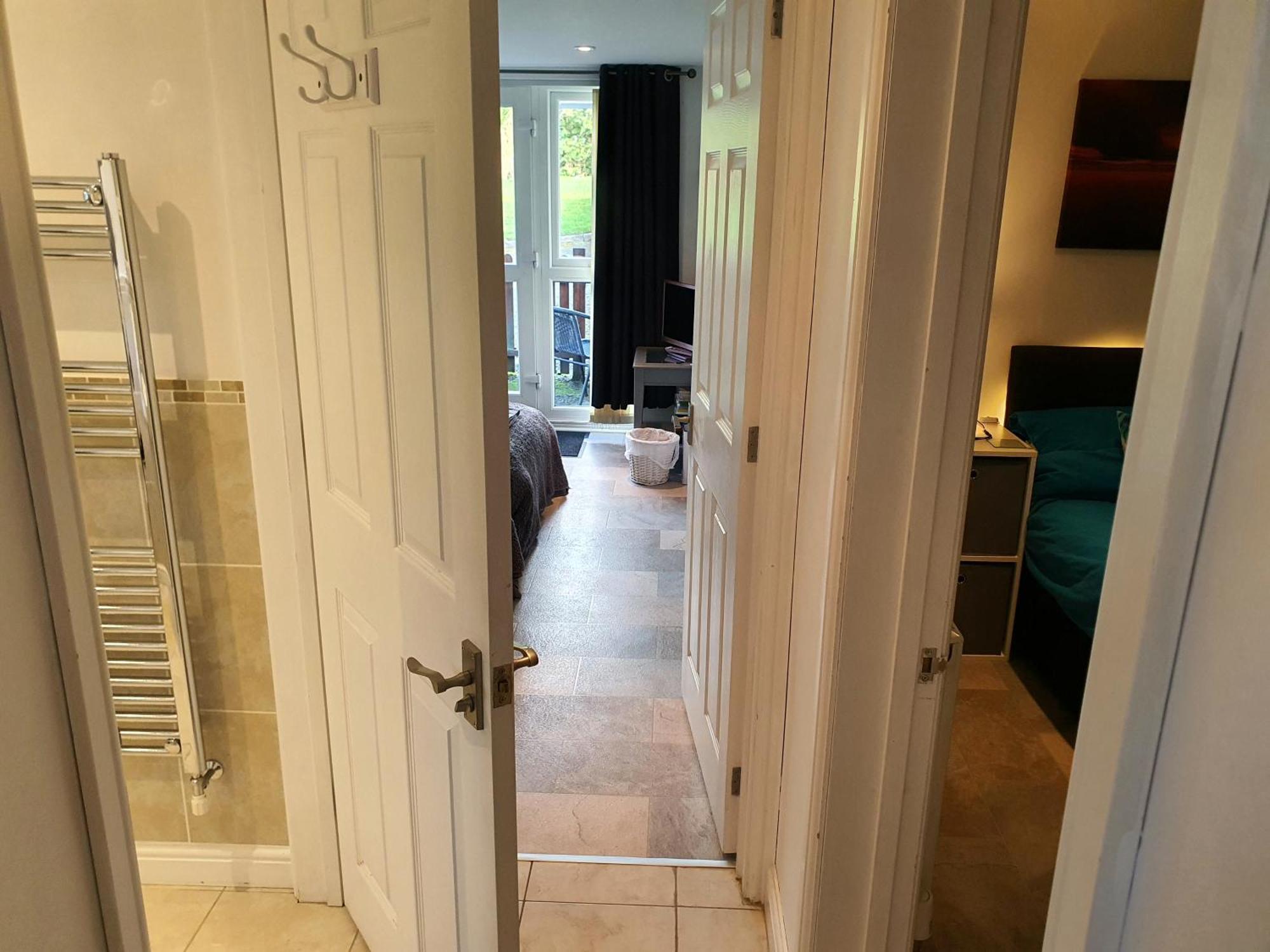 Idyllic 2 Bedroom Self-Contained Upsidedown Annexe Llandrindod Wells Luaran gambar