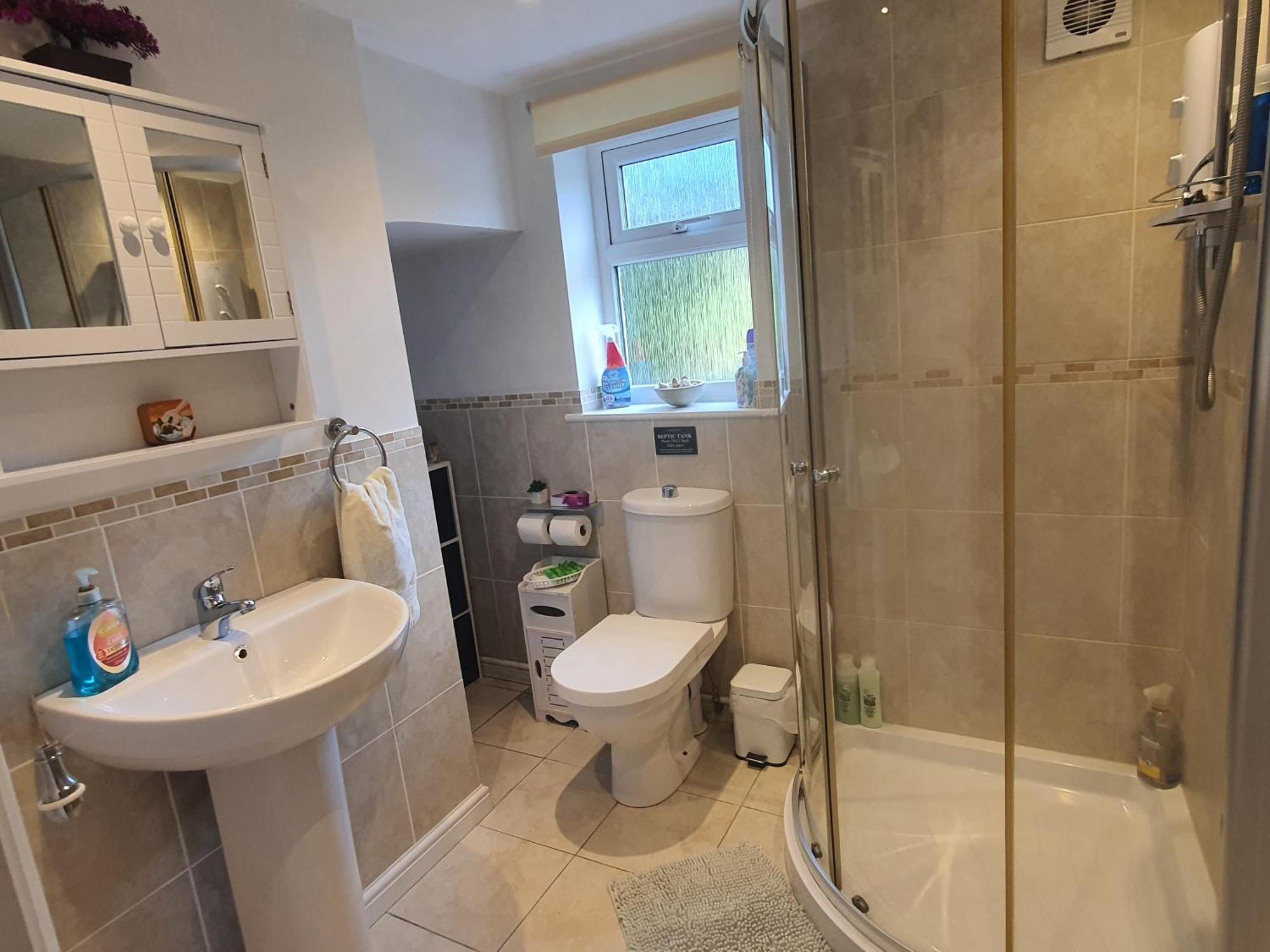 Idyllic 2 Bedroom Self-Contained Upsidedown Annexe Llandrindod Wells Luaran gambar