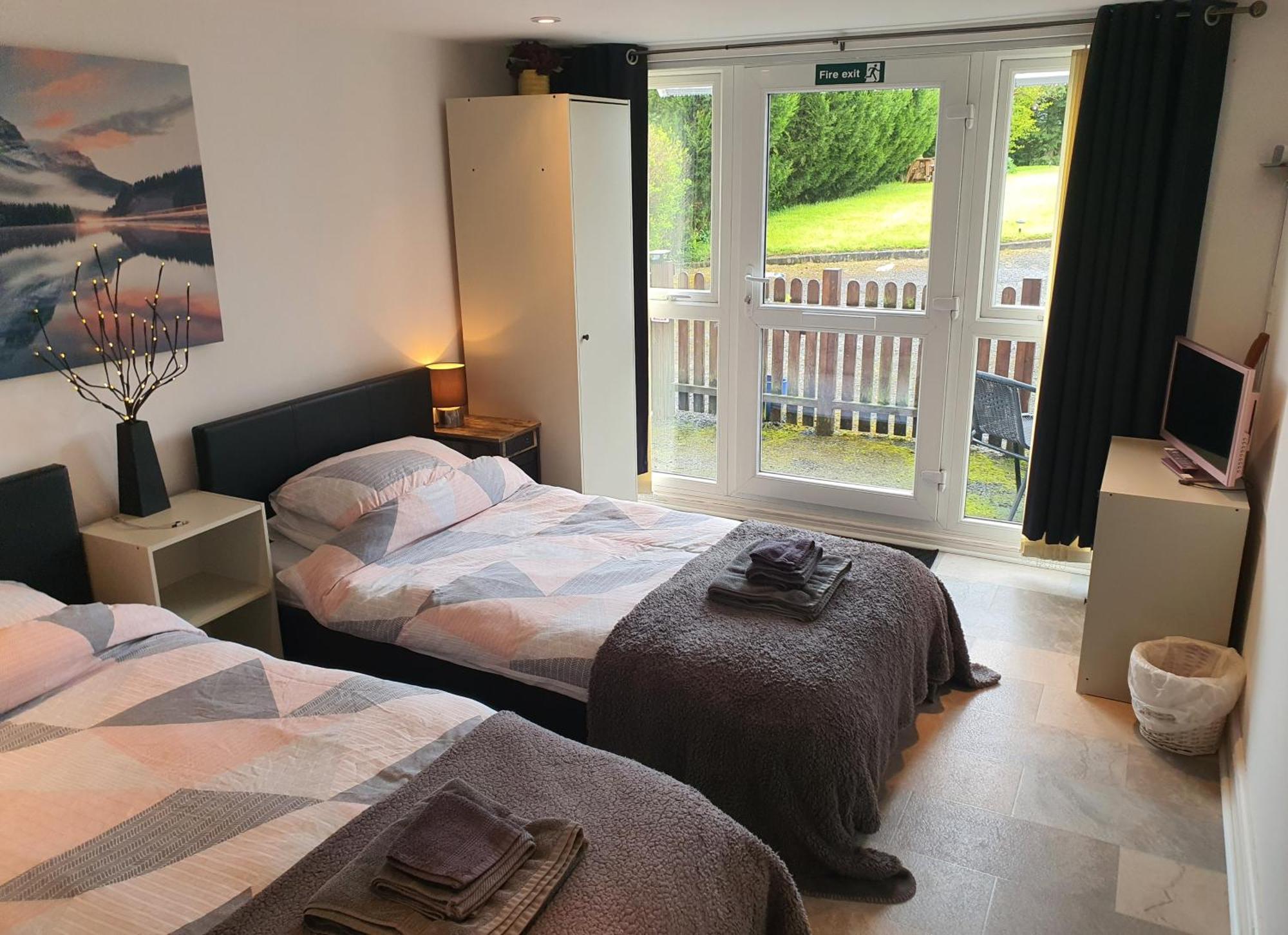 Idyllic 2 Bedroom Self-Contained Upsidedown Annexe Llandrindod Wells Luaran gambar