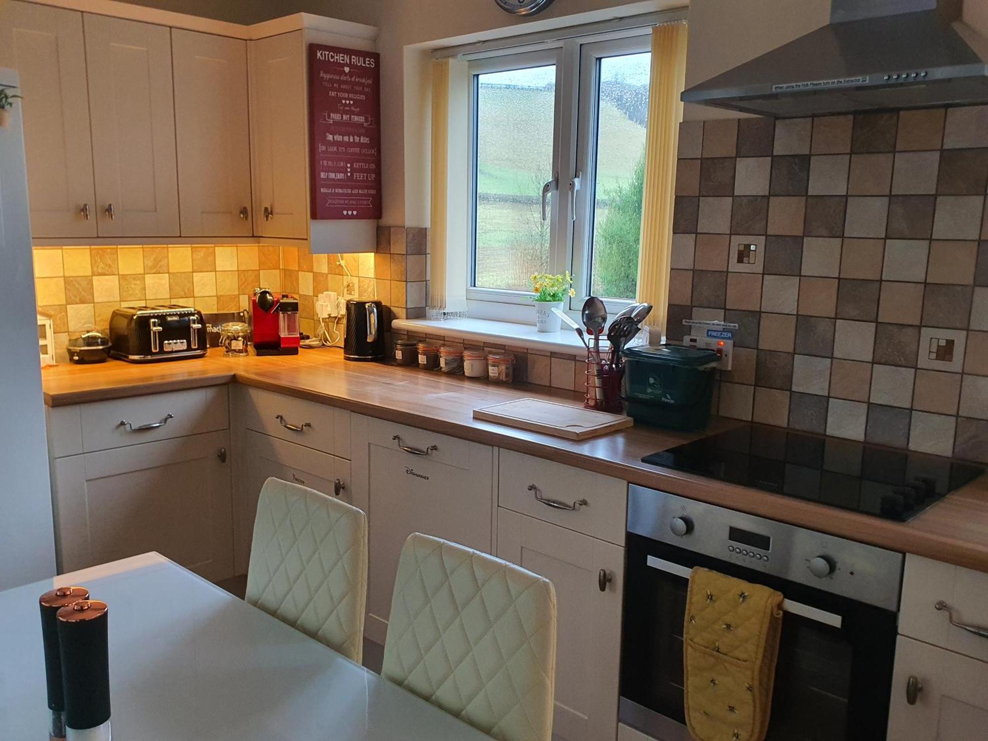 Idyllic 2 Bedroom Self-Contained Upsidedown Annexe Llandrindod Wells Luaran gambar